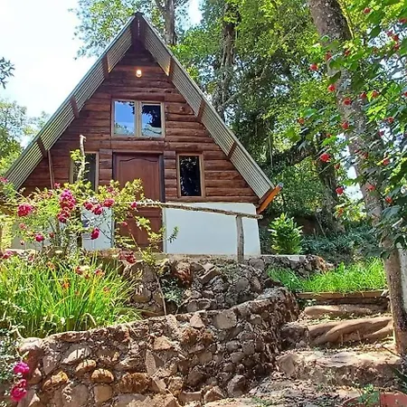 Cabanita Del Bosque De La Cumbre De San Bartolo Milpas Altas Villa